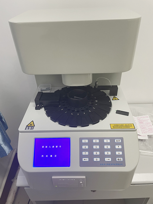 妇科分泌物香蕉视频下载地址器提示月经量少变黑是什么原因，该如何调理身体？